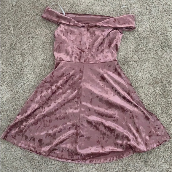 Velvet Dress - Picture 3 of 3
